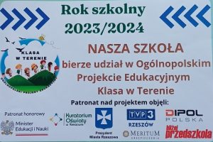 Banner Ogólnopolskiego Projektu Edukacyjnego "Klasa w Terenie"